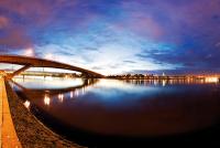 Imagine atasata: Beograd-Bridges-Night-Bad_Hafen-04.JPG